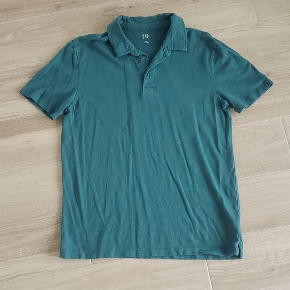GAP polo men's size medium